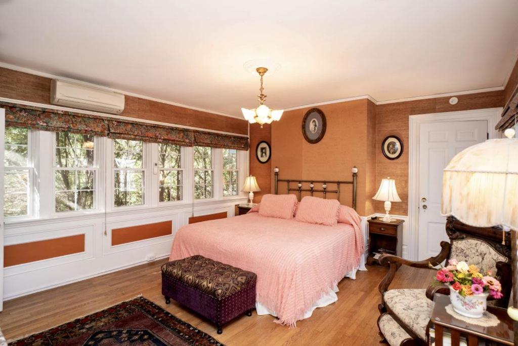 The Melange Inn Hendersonville Esterno foto