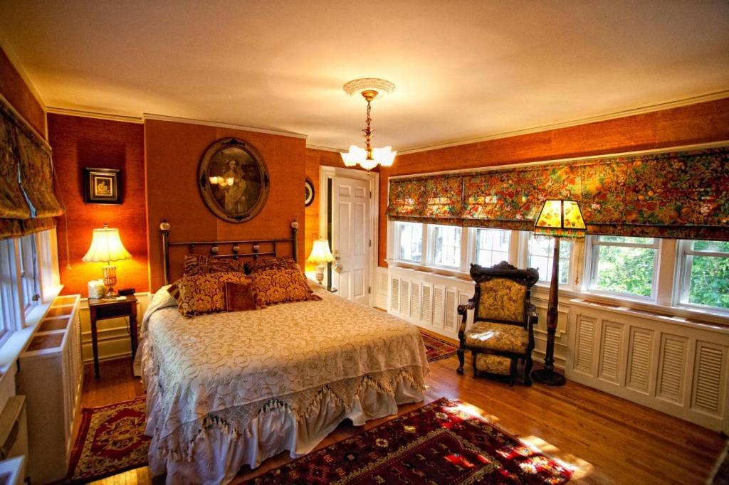 The Melange Inn Hendersonville Esterno foto