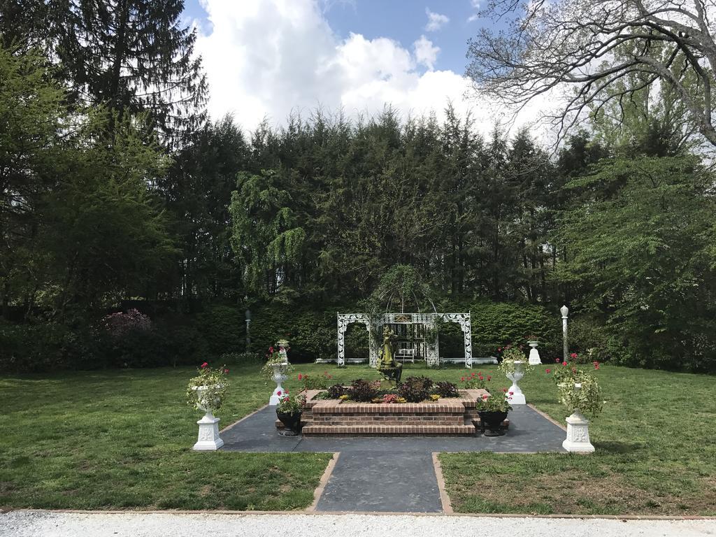 The Melange Inn Hendersonville Esterno foto
