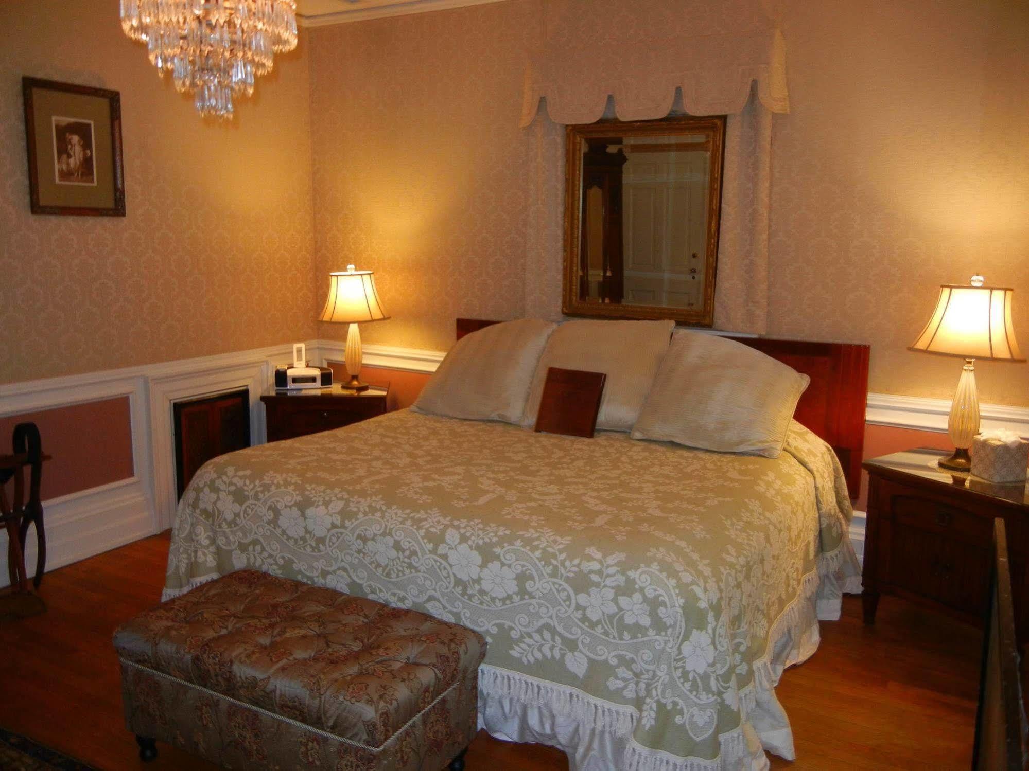 The Melange Inn Hendersonville Esterno foto