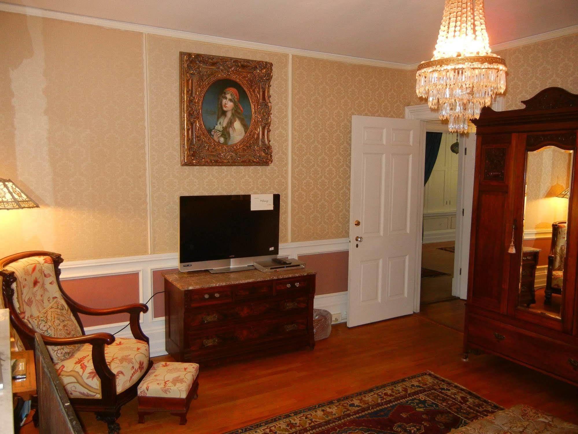 The Melange Inn Hendersonville Esterno foto