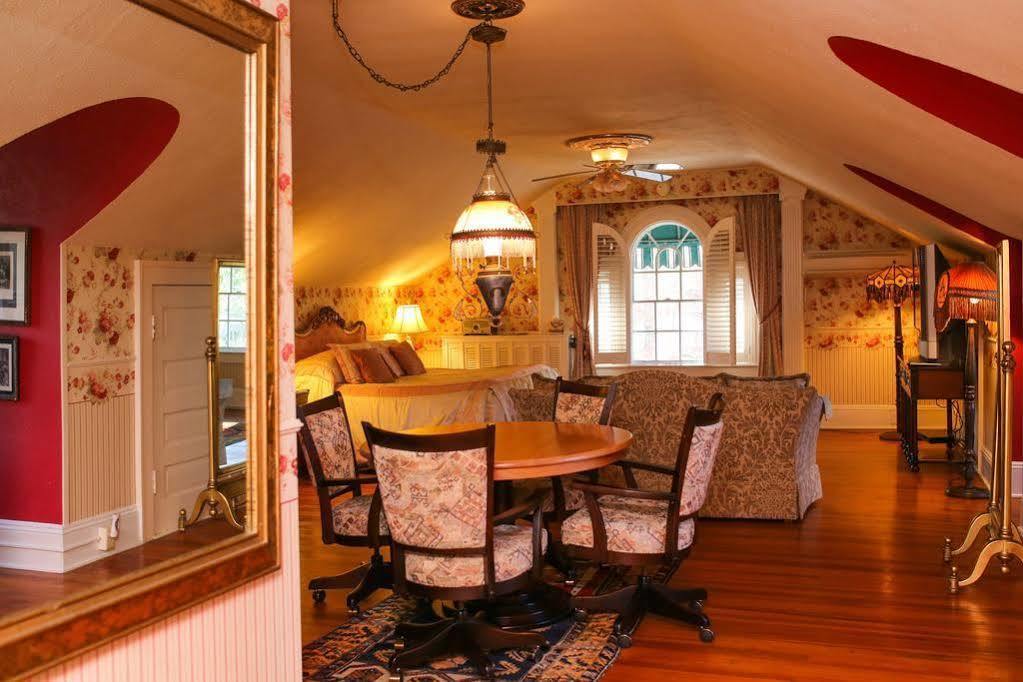 The Melange Inn Hendersonville Esterno foto